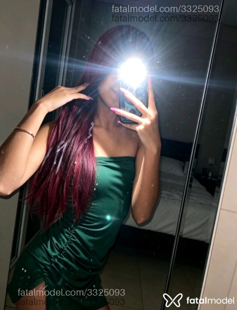 Acompanhante mulher trans ruiva (o) de olhos pretos em Paulista - Letícia Beatriz