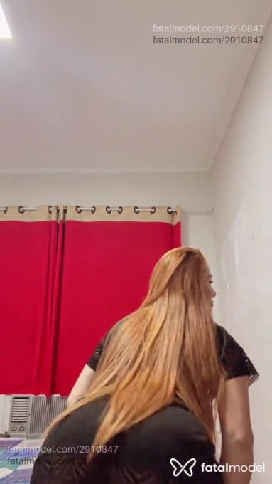 Acompanhante mulher ruiva (o) de olhos verdes em São Paulo Acompanhante mulher ruiva (o) de olhos verdes em São Paulo - Maya Mello