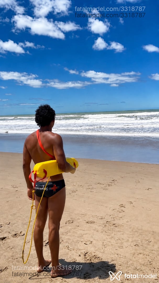 Acompanhante homem morena (o) de olhos castanhos em Balneário Camboriú - Panther