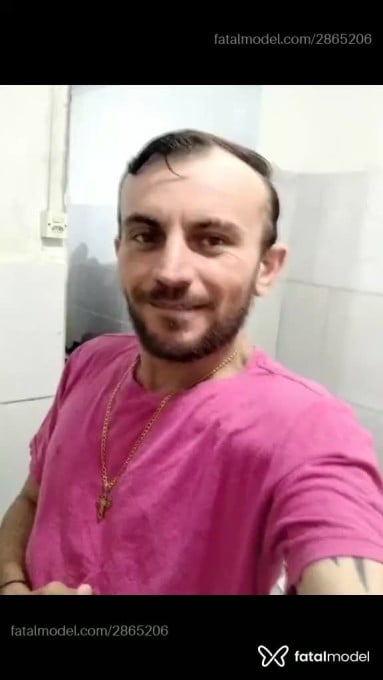 Acompanhante homem loira (o) de olhos verdes em Sarandi Acompanhante homem loira (o) de olhos verdes em Sarandi - Elipereira