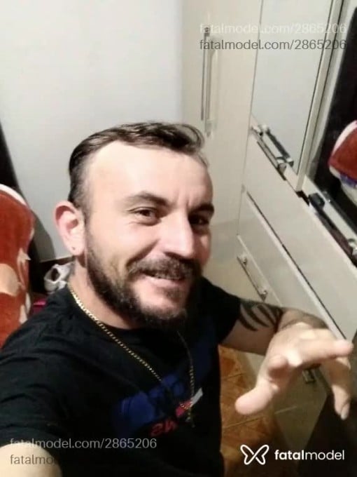 Acompanhante homem loira (o) de olhos verdes em Sarandi Acompanhante homem loira (o) de olhos verdes em Sarandi - Elipereira