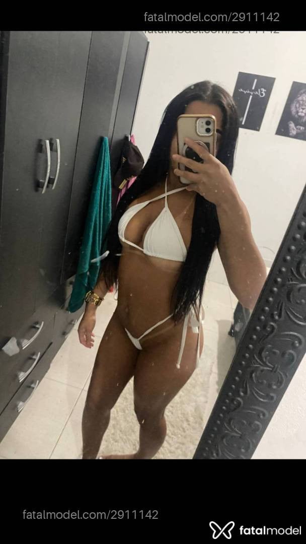 Acompanhante mulher morena (o) de olhos castanhos em Itajaí - Letícia Viera