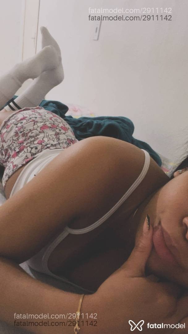 Acompanhante mulher morena (o) de olhos castanhos em Itajaí - Letícia Viera