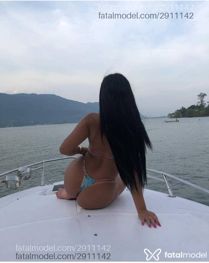 Acompanhante mulher morena (o) de olhos castanhos em Itumbiara Acompanhante mulher morena (o) de olhos castanhos em Itumbiara - Letícia Viera