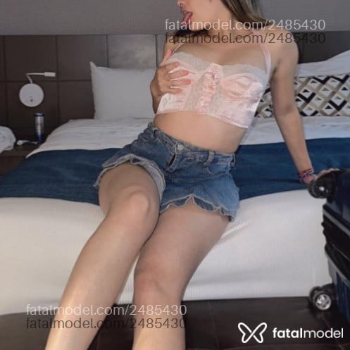 Acompanhante mulher loira (o) de olhos mel em São Paulo - Estela