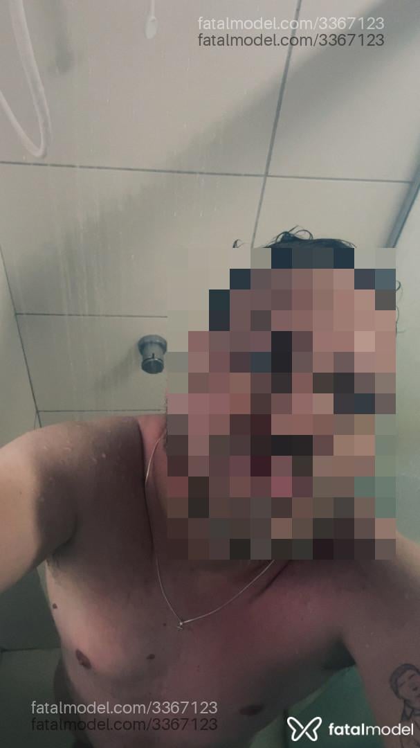 Acompanhante homem loira (o) de olhos verdes em Umuarama - Loirooo