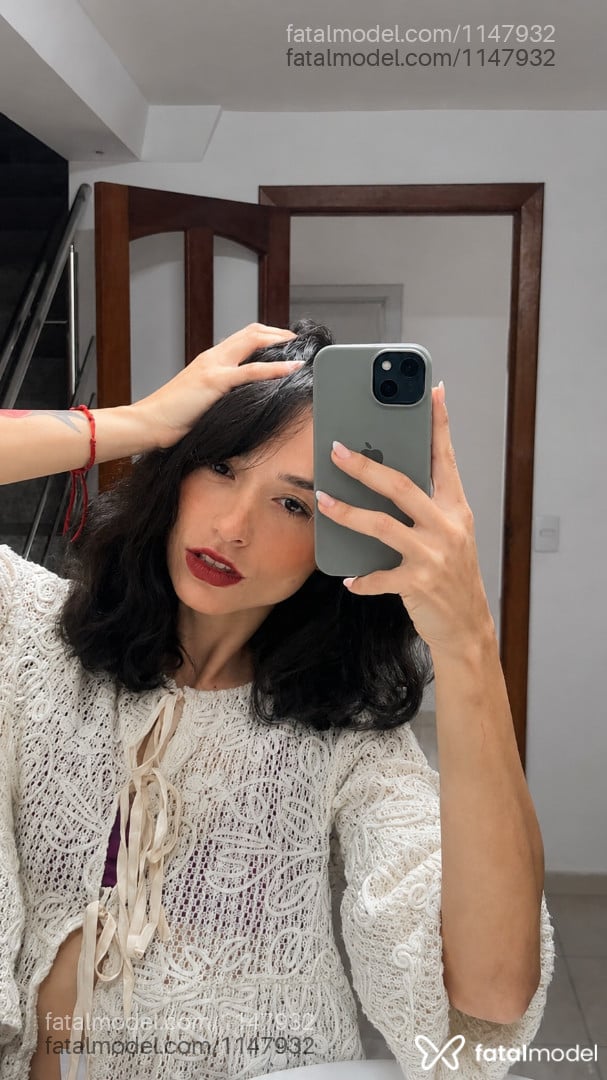 Acompanhante mulher com cabelo castanho de olhos castanhos em Campos dos Goytacazes - Jade Lorenzo