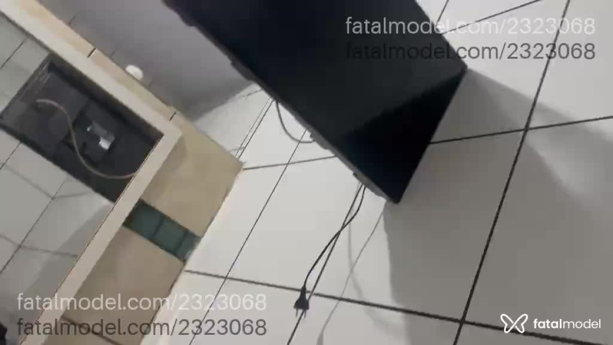 Acompanhante mulher morena (o) de olhos castanhos - Preta Acompanhante mulher morena (o) de olhos castanhos - Preta
