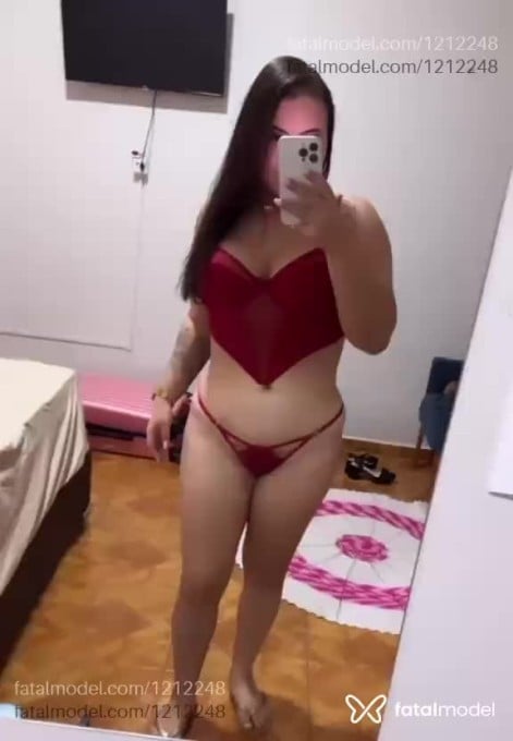 Acompanhante mulher com cabelo castanho de olhos castanhos em Botucatu - Bruna Tavares