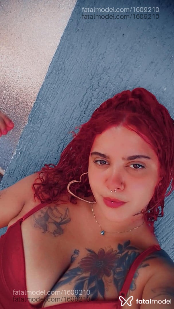 Acompanhante mulher morena (o) de olhos castanhos em Ourinhos Acompanhante mulher morena (o) de olhos castanhos em Ourinhos - Agnes