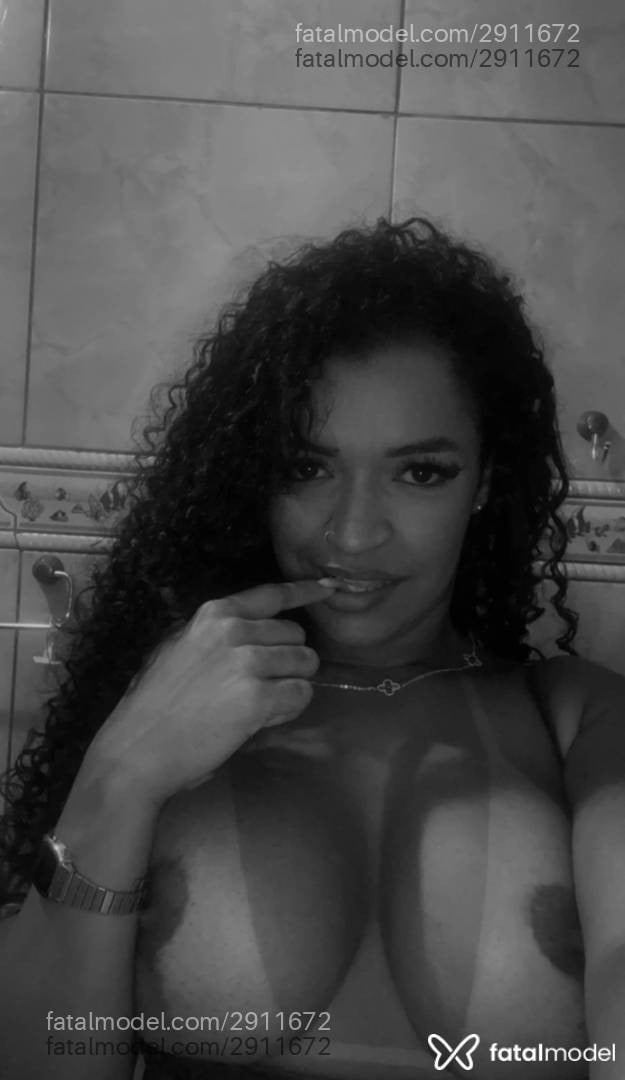 Acompanhante mulher morena (o) de olhos castanhos em Uberlândia - Marcelly