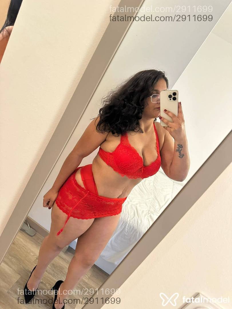 Acompanhante mulher morena (o) de olhos castanhos em Ribas do Rio Pardo - Soraya