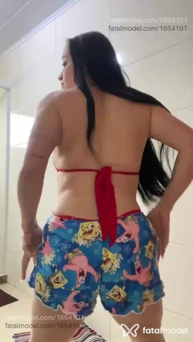 Acompanhante mulher morena (o) de olhos mel - Ana Luiza