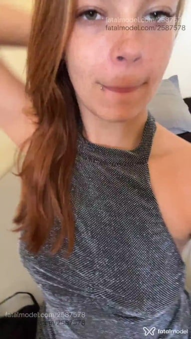 Acompanhante mulher ruiva (o) de olhos verdes em Virtual - Kali Jasmine