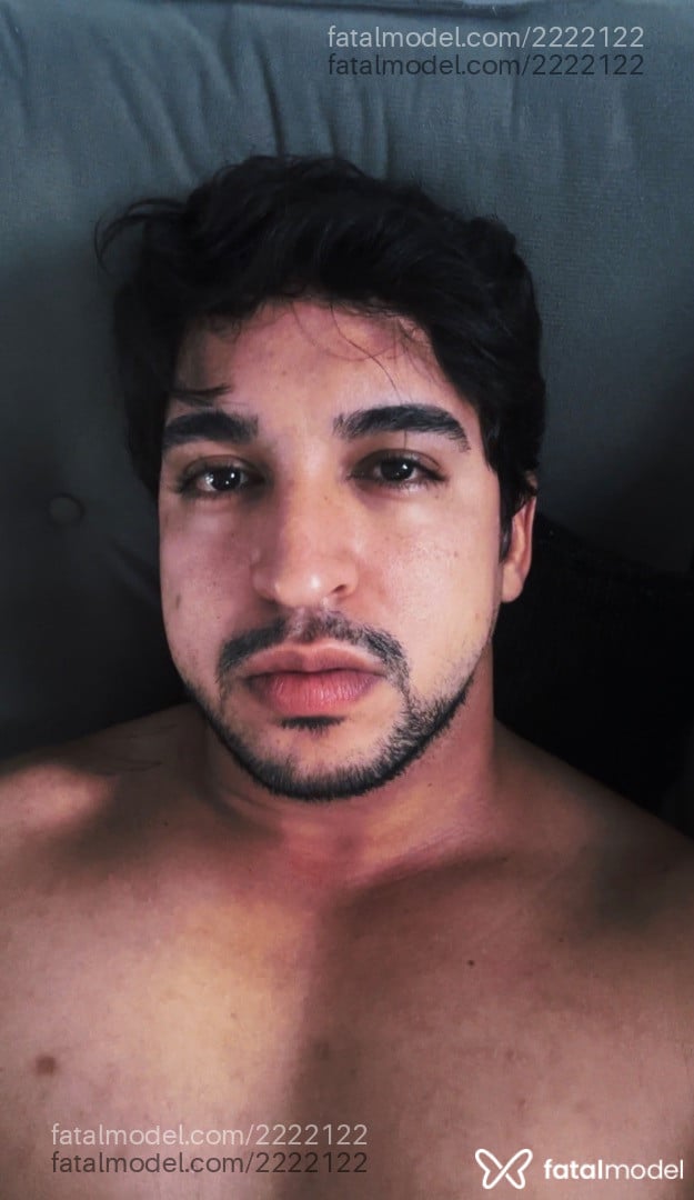 Acompanhante homem morena (o) de olhos pretos em Goiânia Acompanhante homem morena (o) de olhos pretos em Goiânia - Joãoo