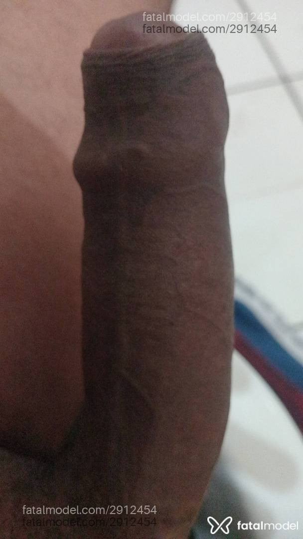 Acompanhante homem morena (o) de olhos castanhos em Caldas Novas - Rafael