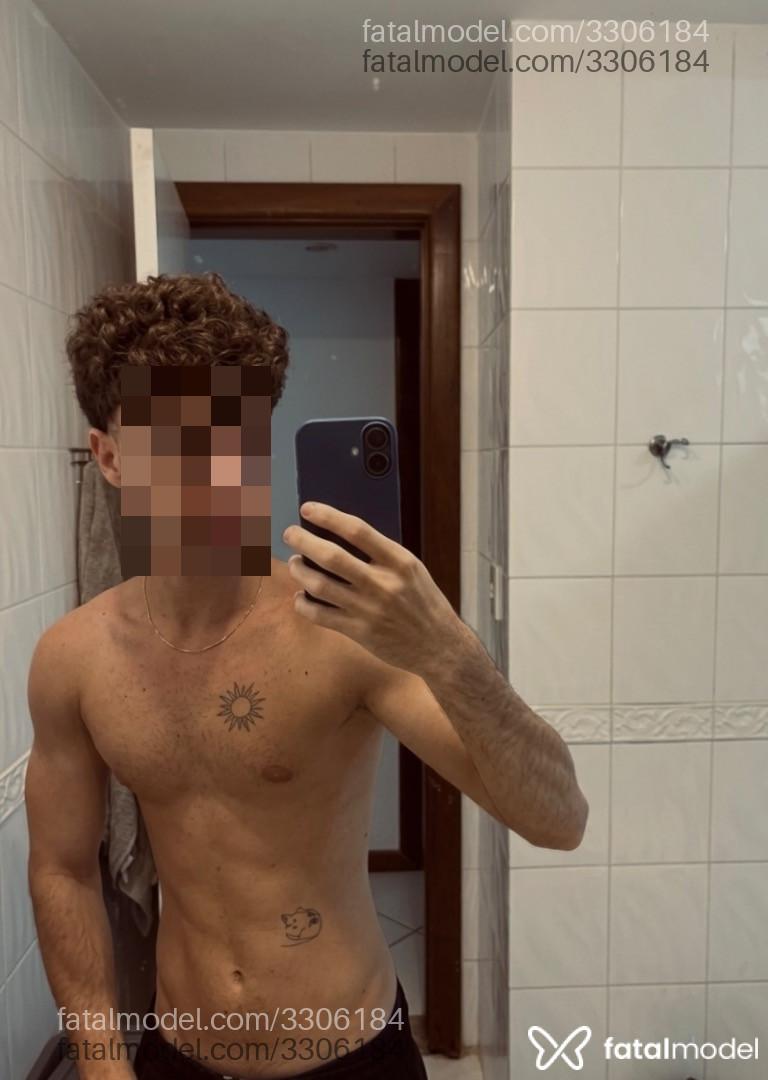Acompanhante homem loira (o) de olhos verdes em Vila Velha - Miguel
