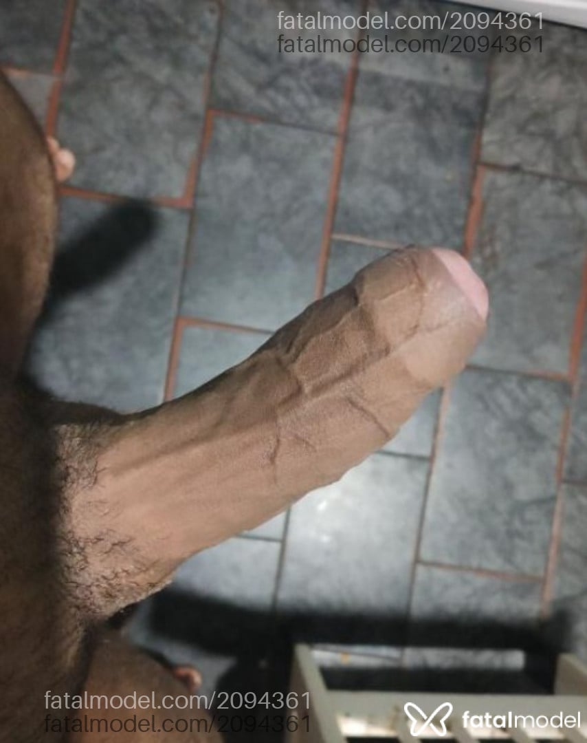 Acompanhante homem com cabelo castanho de olhos castanhos em Passos Acompanhante homem com cabelo castanho de olhos castanhos em Passos - Azrael