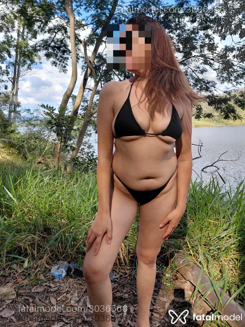 Acompanhante mulher com cabelo castanho de olhos castanhos em Virtual - Privacycasada