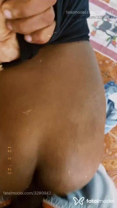 Acompanhante homem com cabelo castanho de olhos castanhos em Atibaia Acompanhante homem com cabelo castanho de olhos castanhos em Atibaia - Senna