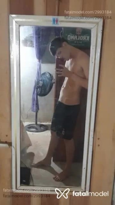 Acompanhante homem com cabelo castanho de olhos castanhos em Ananindeua Acompanhante homem com cabelo castanho de olhos castanhos em Ananindeua - Tevinho