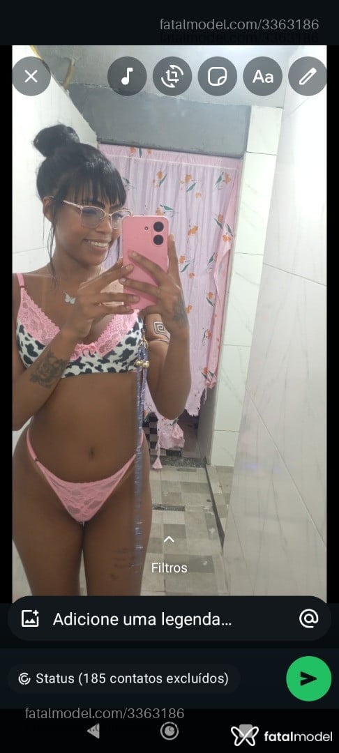 Acompanhante mulher morena (o) de olhos castanhos em São Pedro da Aldeia - Ester