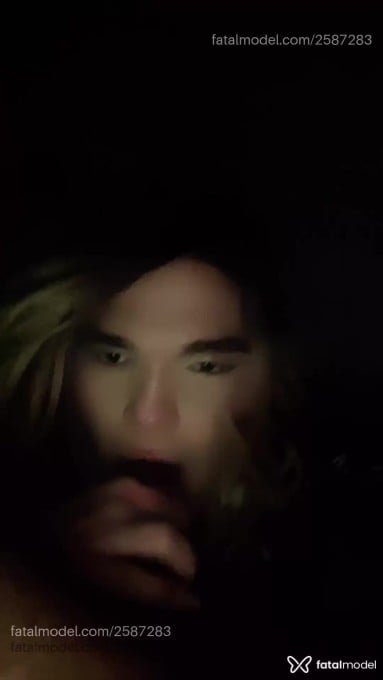 Acompanhante mulher trans com cabelo castanho de olhos castanhos em Brasília - Kelly Santos
