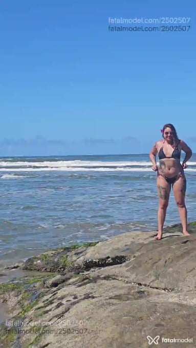 Acompanhante mulher com cabelo castanho de olhos castanhos em Brasília - Liz Oliver