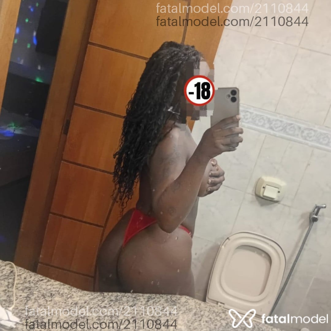 Acompanhante mulher morena (o) de olhos pretos - Sthefany Acompanhante mulher morena (o) de olhos pretos - Sthefany