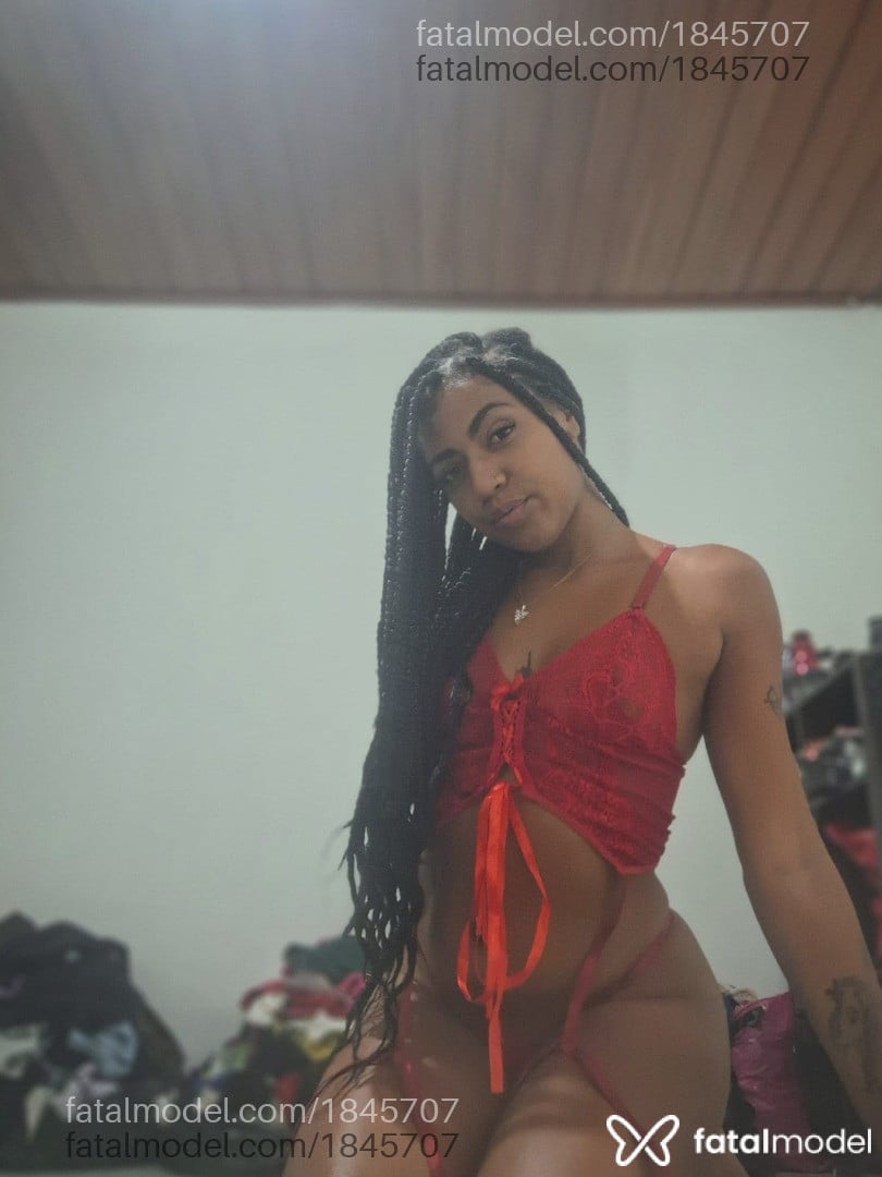 Acompanhante mulher com cabelo castanho de olhos castanhos em Virtual - Nickyzinha