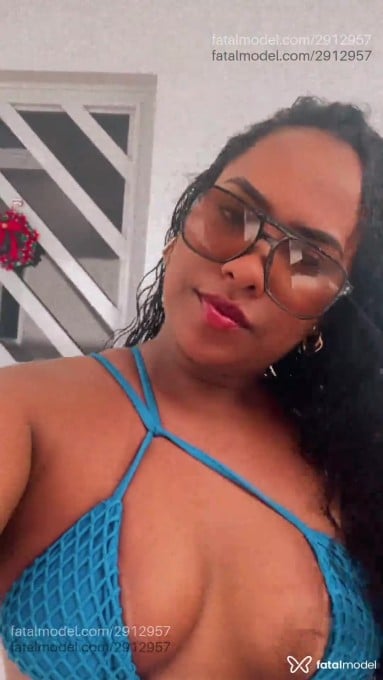 Acompanhante mulher morena (o) de olhos castanhos em Uberlândia - Hannah