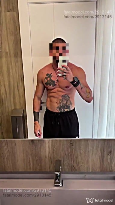 Acompanhante homem com cabelo castanho de olhos castanhos em Balneário Camboriú - Lucas