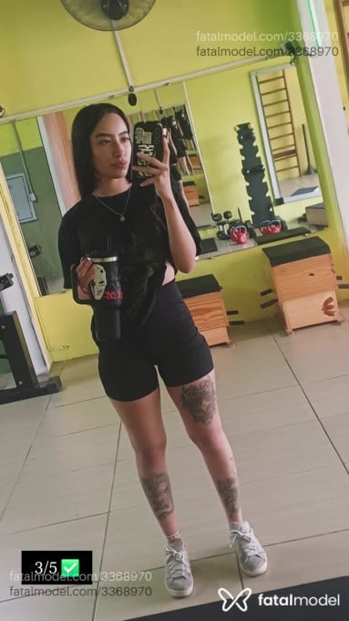 Acompanhante mulher morena (o) de olhos castanhos em São Paulo Acompanhante mulher morena (o) de olhos castanhos em São Paulo - Kiara