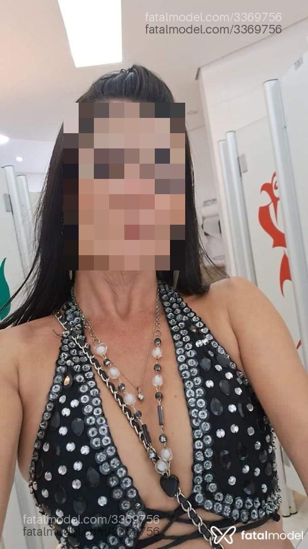 Acompanhante mulher morena (o) de olhos pretos em Virtual Acompanhante mulher morena (o) de olhos pretos em Virtual - Bianca