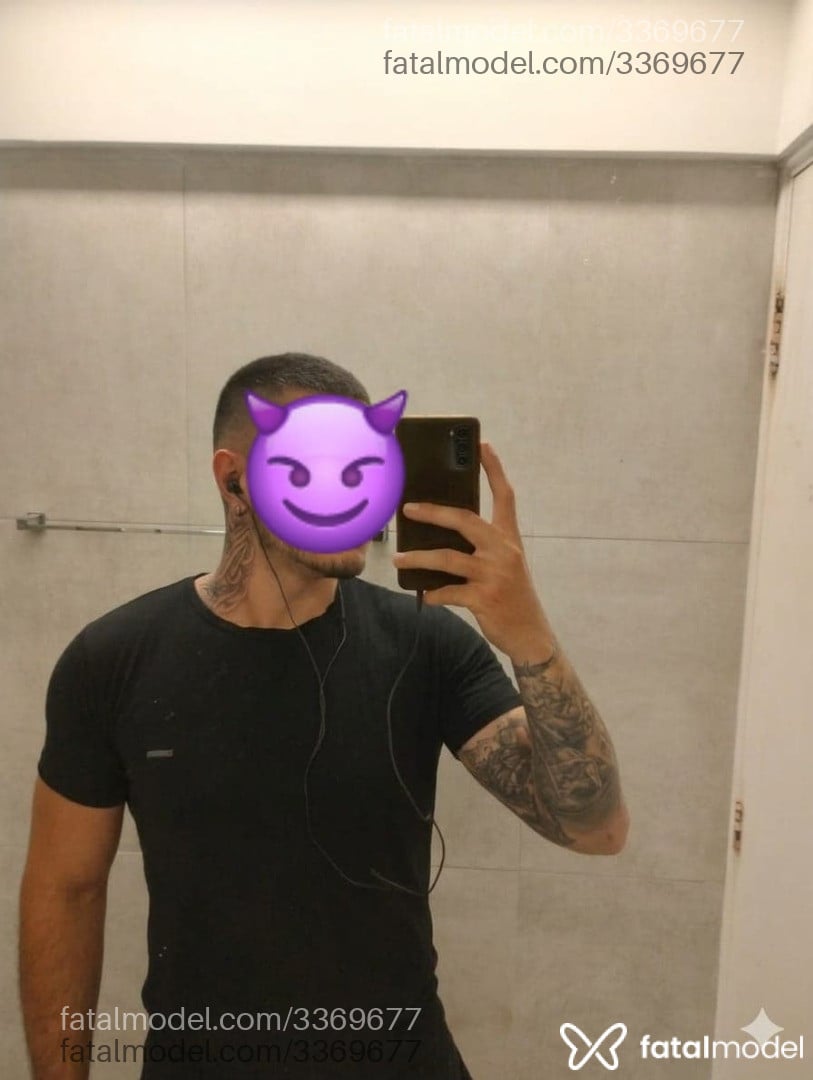 Acompanhante homem com cabelo castanho de olhos castanhos em São Paulo - Armani