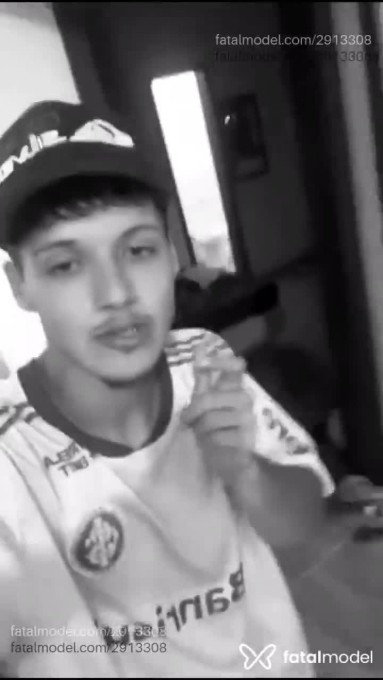 Acompanhante homem morena (o) de olhos castanhos em Virtual - Lzmolter
