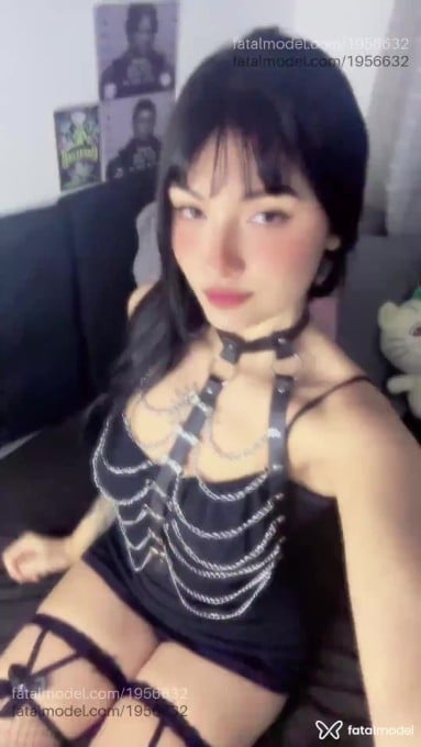 Acompanhante mulher com cabelo castanho de olhos castanhos em Virtual - Myla Fire