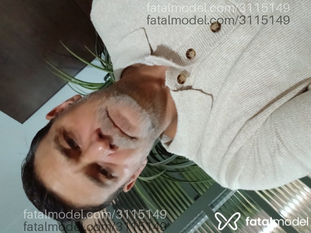 Acompanhante homem com cabelo castanho de olhos verdes em Sertãozinho - Gatim Tesudo