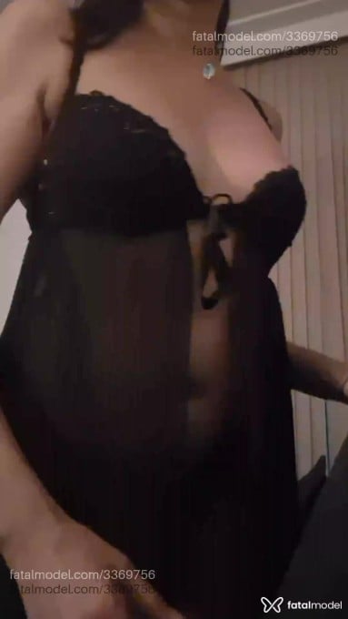 Acompanhante mulher morena (o) de olhos pretos em Virtual Acompanhante mulher morena (o) de olhos pretos em Virtual - Bianca