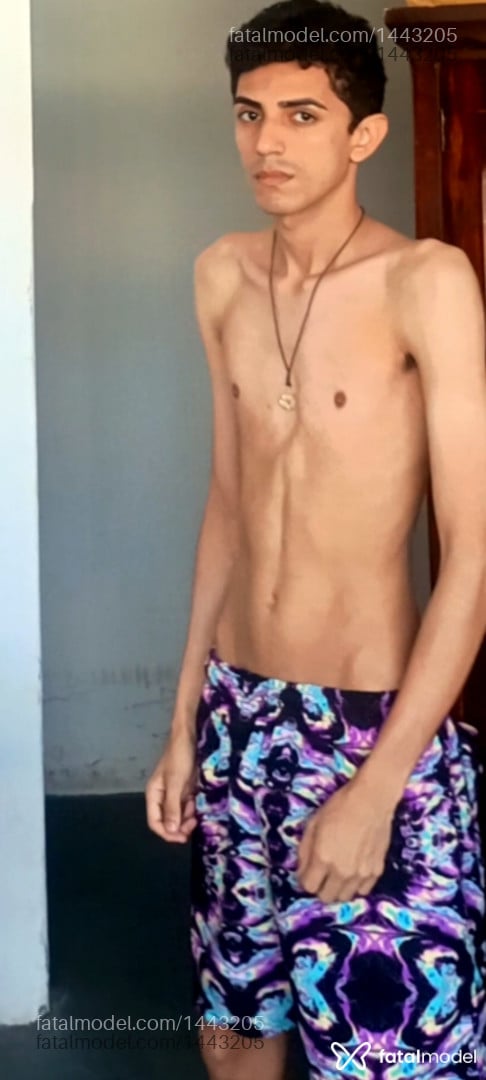 Acompanhante homem morena (o) de olhos pretos em São José do Rio Preto - Angel