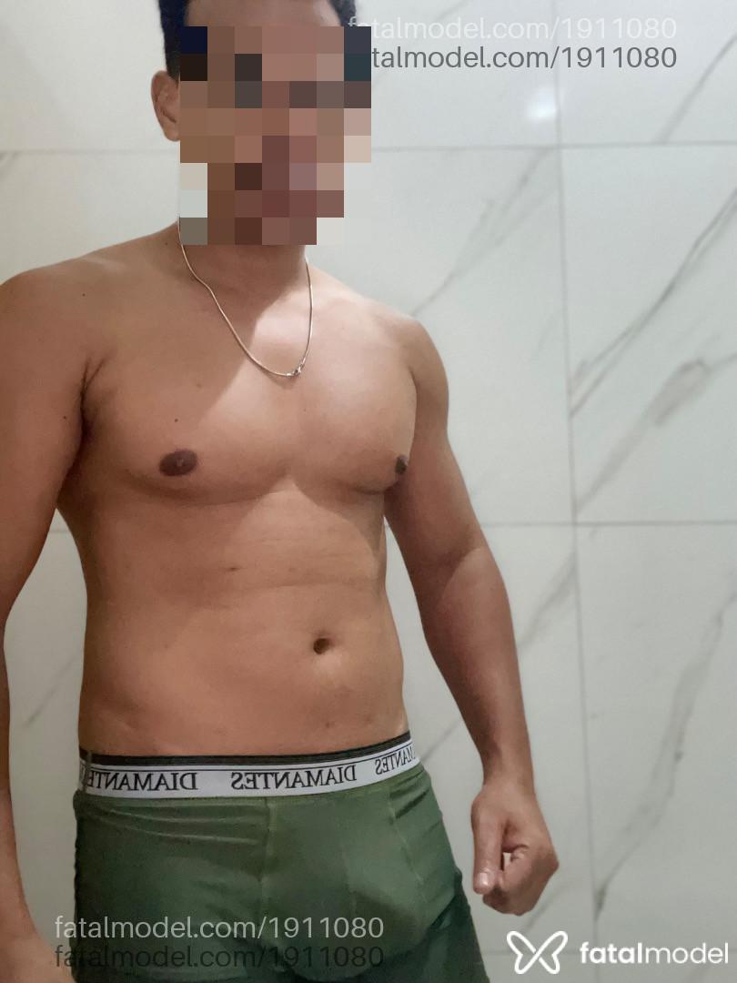 Acompanhante homem com cabelo castanho de olhos pretos - NEGODRAM Acompanhante homem com cabelo castanho de olhos pretos - NEGODRAM