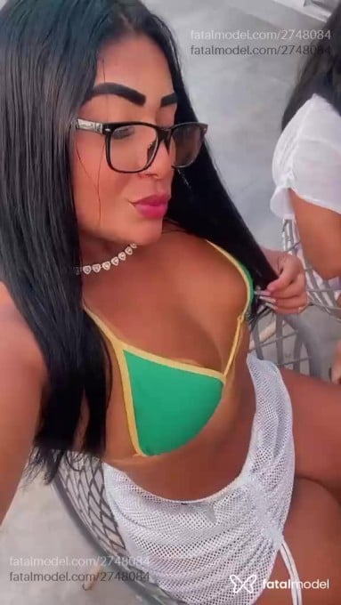 Acompanhante mulher morena (o) de olhos castanhos em Pindamonhangaba - Tifany Hentz