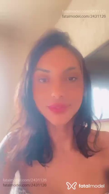 Acompanhante mulher trans com cabelo castanho de olhos castanhos em Ipatinga Acompanhante mulher trans com cabelo castanho de olhos castanhos em Ipatinga - Lua Fernandes