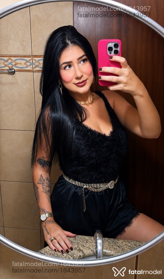 Acompanhante mulher morena (o) de olhos castanhos em Vila Velha - Anny