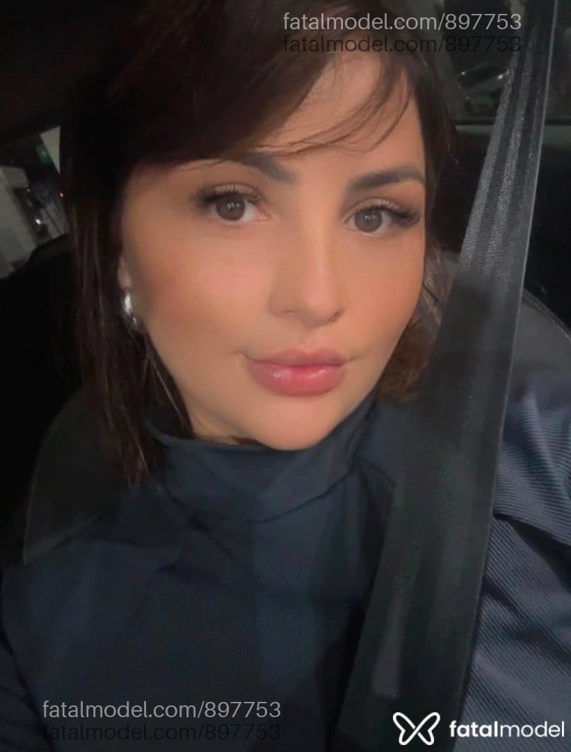 Acompanhante mulher morena (o) de olhos castanhos em Florianópolis - Romana Ferraz