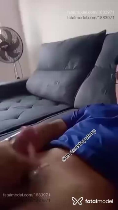 Acompanhante homem com cabelo castanho de olhos castanhos - Marcos Acompanhante homem com cabelo castanho de olhos castanhos - Marcos