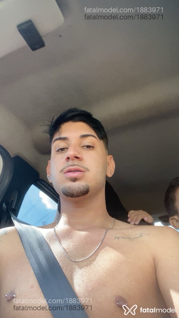 Acompanhante homem com cabelo castanho de olhos castanhos - Marcos Acompanhante homem com cabelo castanho de olhos castanhos - Marcos