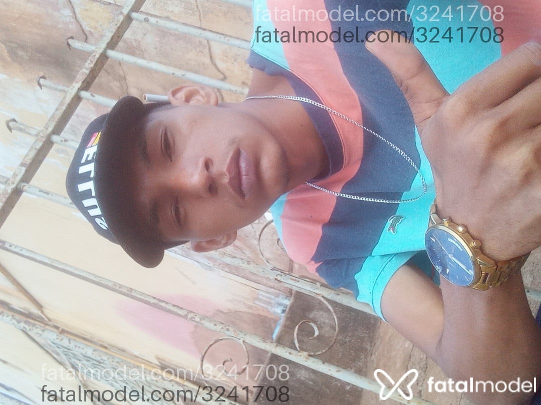 Acompanhante homem morena (o) de olhos castanhos - Jackson Acompanhante homem morena (o) de olhos castanhos - Jackson