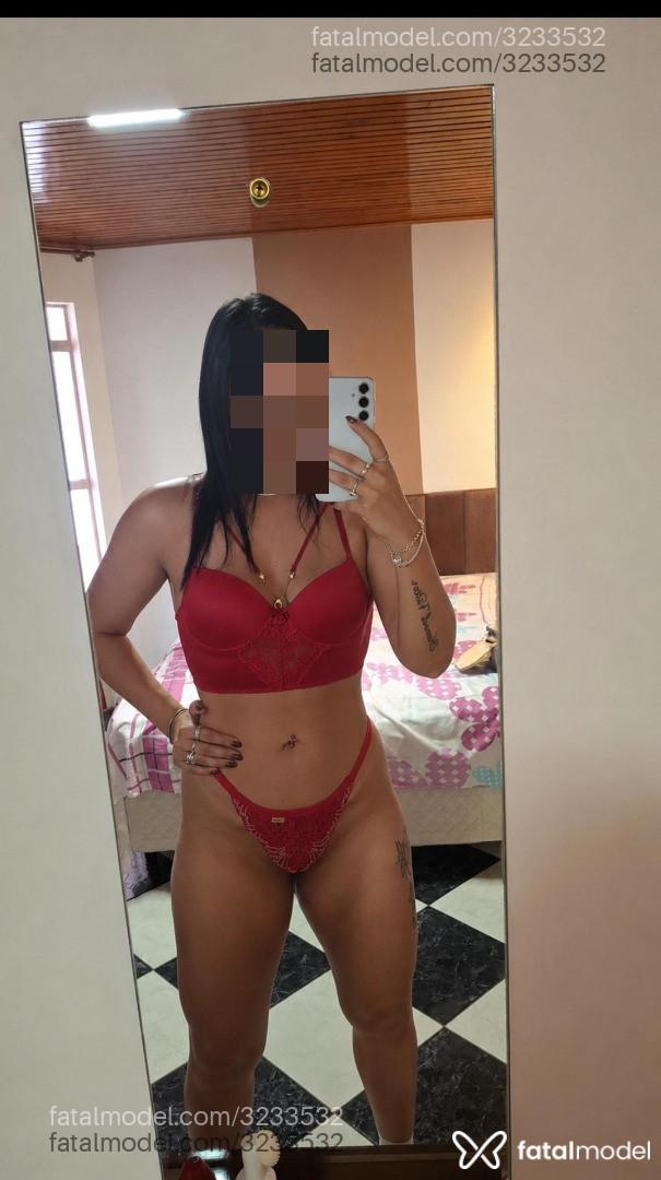 Acompanhante mulher morena (o) de olhos castanhos em Guarapuava - Mirelly Beltrão