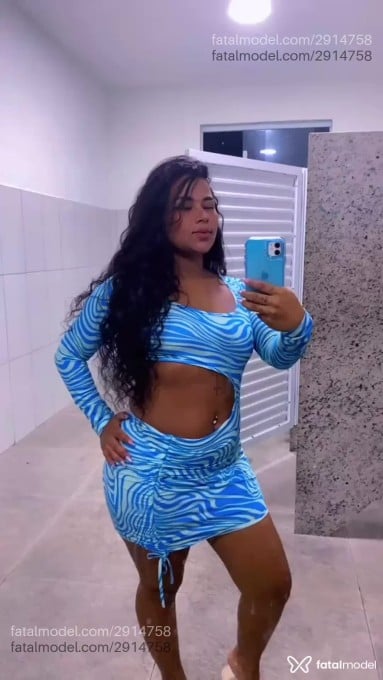 Acompanhante mulher com cabelo castanho de olhos castanhos em Aracruz - Serenah Trindade